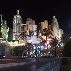 Meet your Posher, Cesar